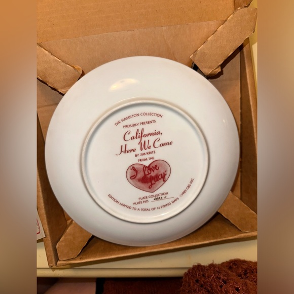 I LOVE LUCY CALIFORNIA HERE WE COME  HAMILTON COLLECTION PLATE JIM KIRTZ - Picture 5 of 5
